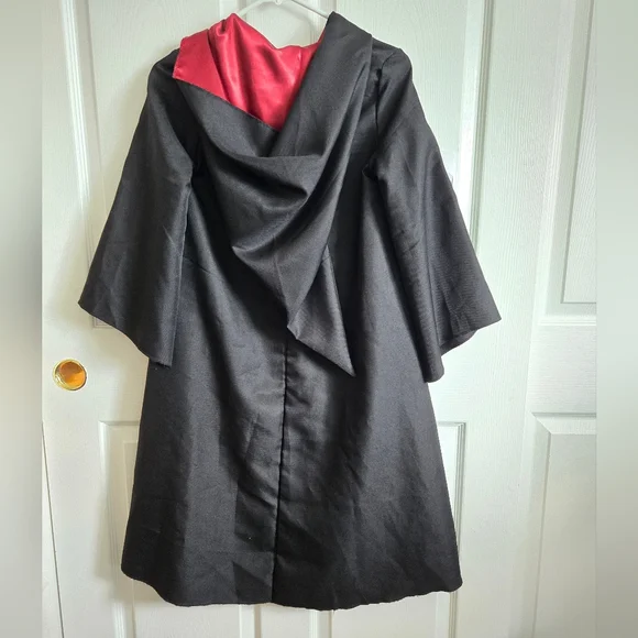 Harry Potter Robe Kids Medium Gryffindor Black Red Costume Hermione Cloak Hood - Picture 8 of 12